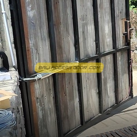 jasa pemasangan Mesin Otomatis Pintu Swing di bali